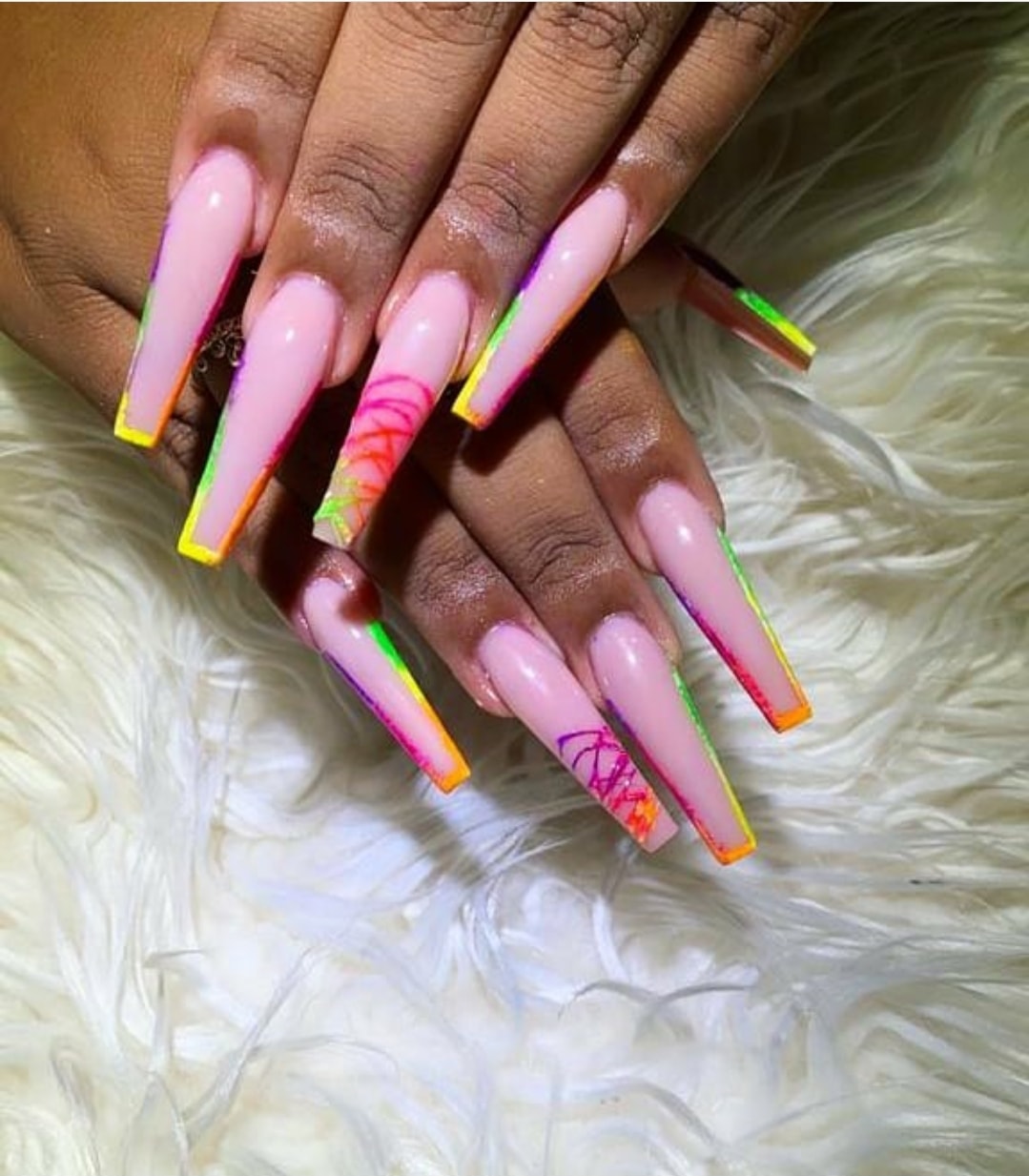 Dynailsty nail art 111